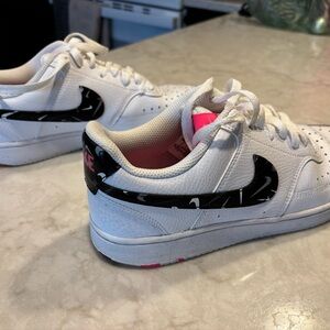 Nike White Sneakers with Pink Interior and Black Swoosh